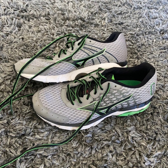 Mizuno wave inspire - Picture 1 of 2